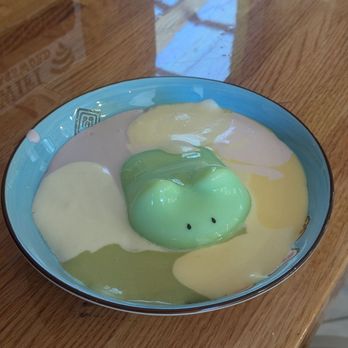 BinBong - Pandan tofu pudding -- mixed flavors - Coffee & Tea Near Me - Orlando, Florida