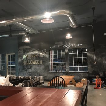Super Owl Brewing - Breweries Near Me - Davis, California