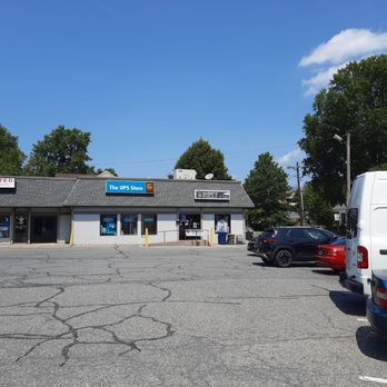 Gabby's Pizza - Outside view - Pizza Near Me - Flemington, New Jersey