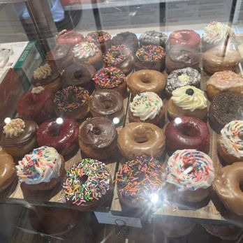 Good Doughnuts & Cafe - Penn Quarter - Mini Doughnut - April selection! - Cafes Near Me - Washington, DC, District of Columbia Good Doughnuts & Cafe - Penn Quarter - Mini Doughnut - April selection! - Cafes Near Me - Washington, DC, District of Columbia