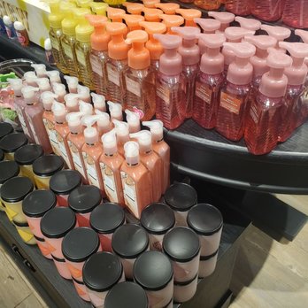 Bath & Body Works - Cosmetics & Beauty Supply Near Me - Chino, California