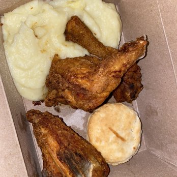 Bungalow 44 - Fried chicken - New American Near Me - Mill Valley, California Bungalow 44 - Fried chicken - New American Near Me - Mill Valley, California