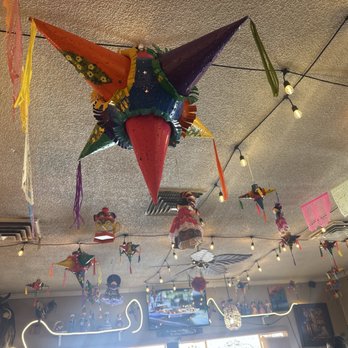 La Parada Cafe - Love the decor ! - Mexican Near Me - Reno, Nevada