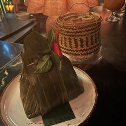 Banana leaf steamed fish