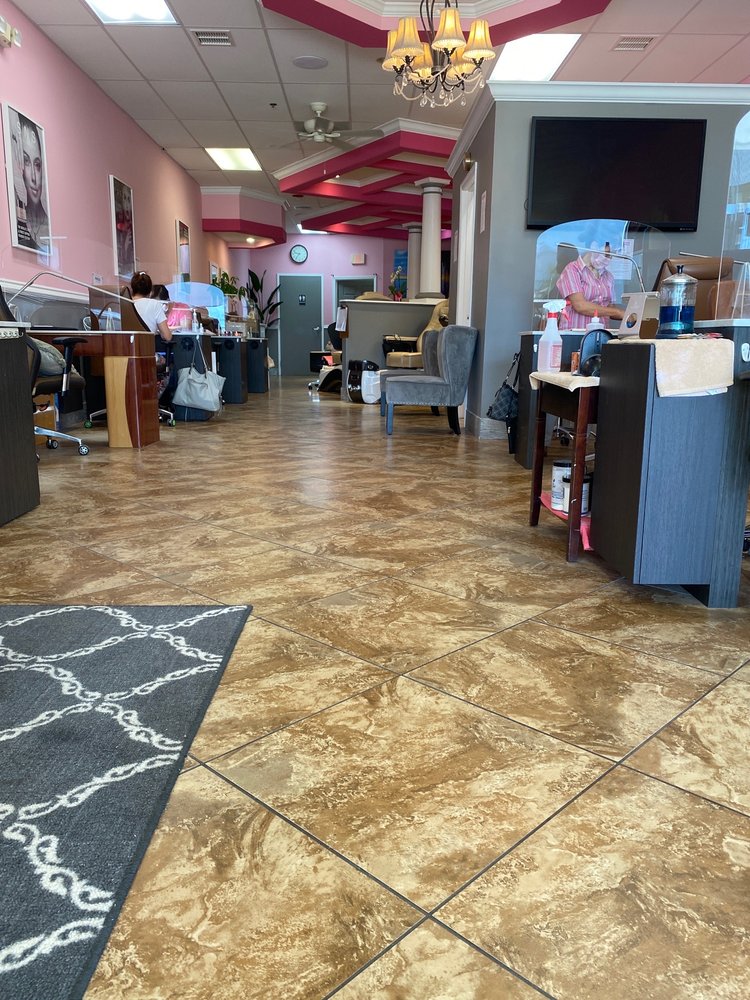 PINK & WHITE NAIL SPA Updated July 2024 15 Photos & 33 Reviews