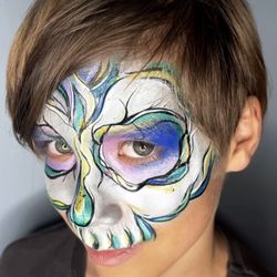 Face Painting & Balloons - Scull