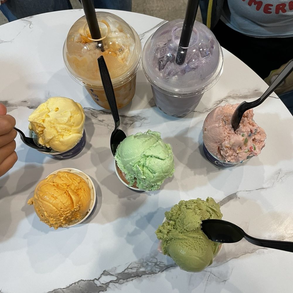 Smoove Ice Cream - Thai Tea, Mango, pandan, matcha, lychee rose Thai Tea Drink, Taro Drink - Ice Cream & Frozen Yogurt Near Me - Milpitas, California
