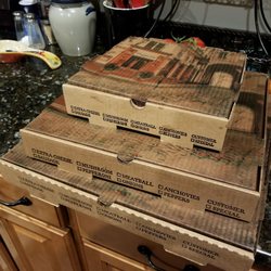 Ciro's Pizza & Subs - Pizza night!