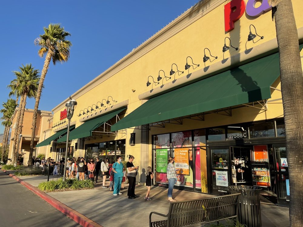 PARTY CITY Updated September 2024 40 Photos & 72 Reviews 27588