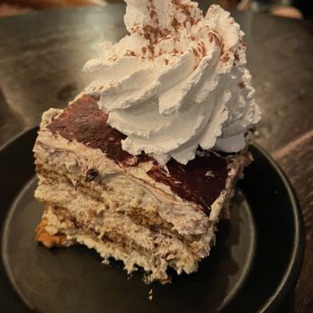 Flores Corte Madera - Chocolate Cake - Mexican Near Me - Corte Madera, California