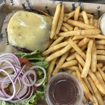 Moose’s Burgers - Cheeseburger - Burgers Near Me - Meriden, Connecticut Moose’s Burgers - Cheeseburger - Burgers Near Me - Meriden, Connecticut