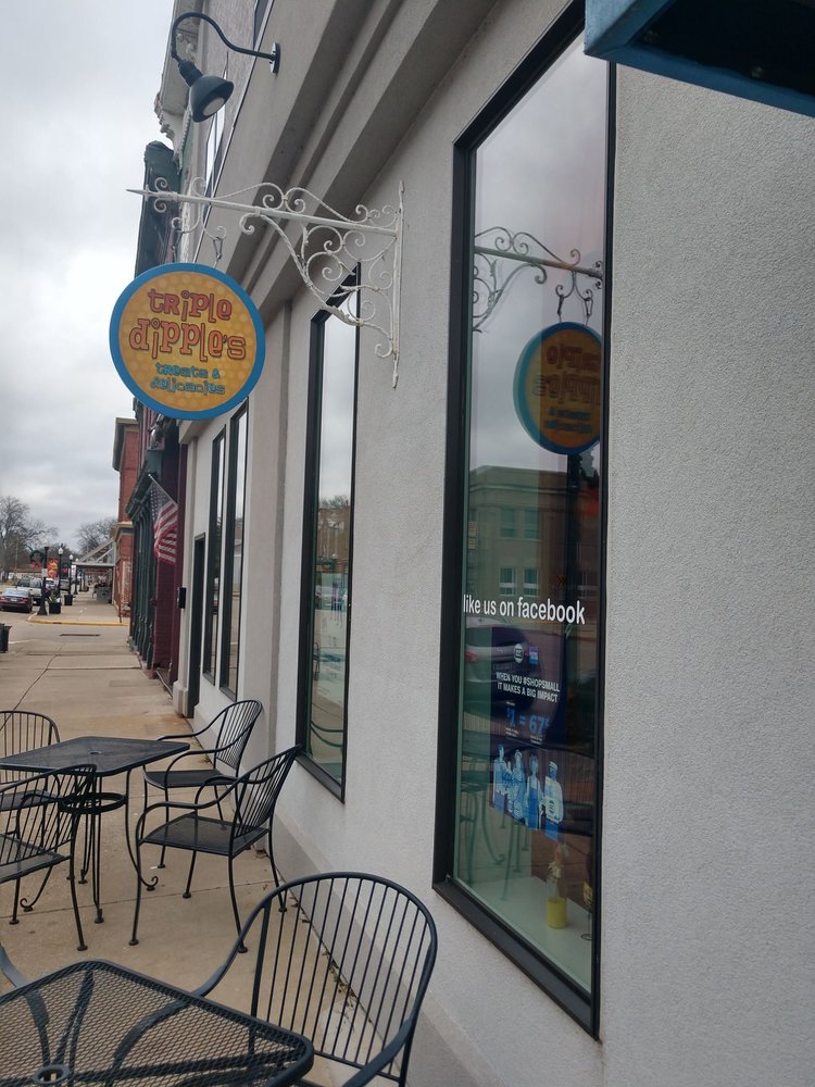 TRIPLE DIPPLE’S TREATS & DELICACIES Chillicothe, Illinois Bakeries