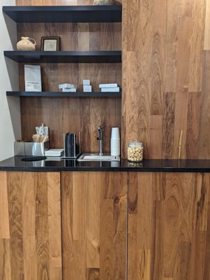 RHYTHM ZERO | WEST VILLAGE by null