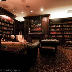 Queen's Landing - l got to photograph this beautiful Library inside so beautiful inside