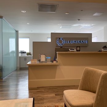 Illuminate Plastic Surgery - New South Bay office waiting room - Skin Care Near Me - San Jose, California