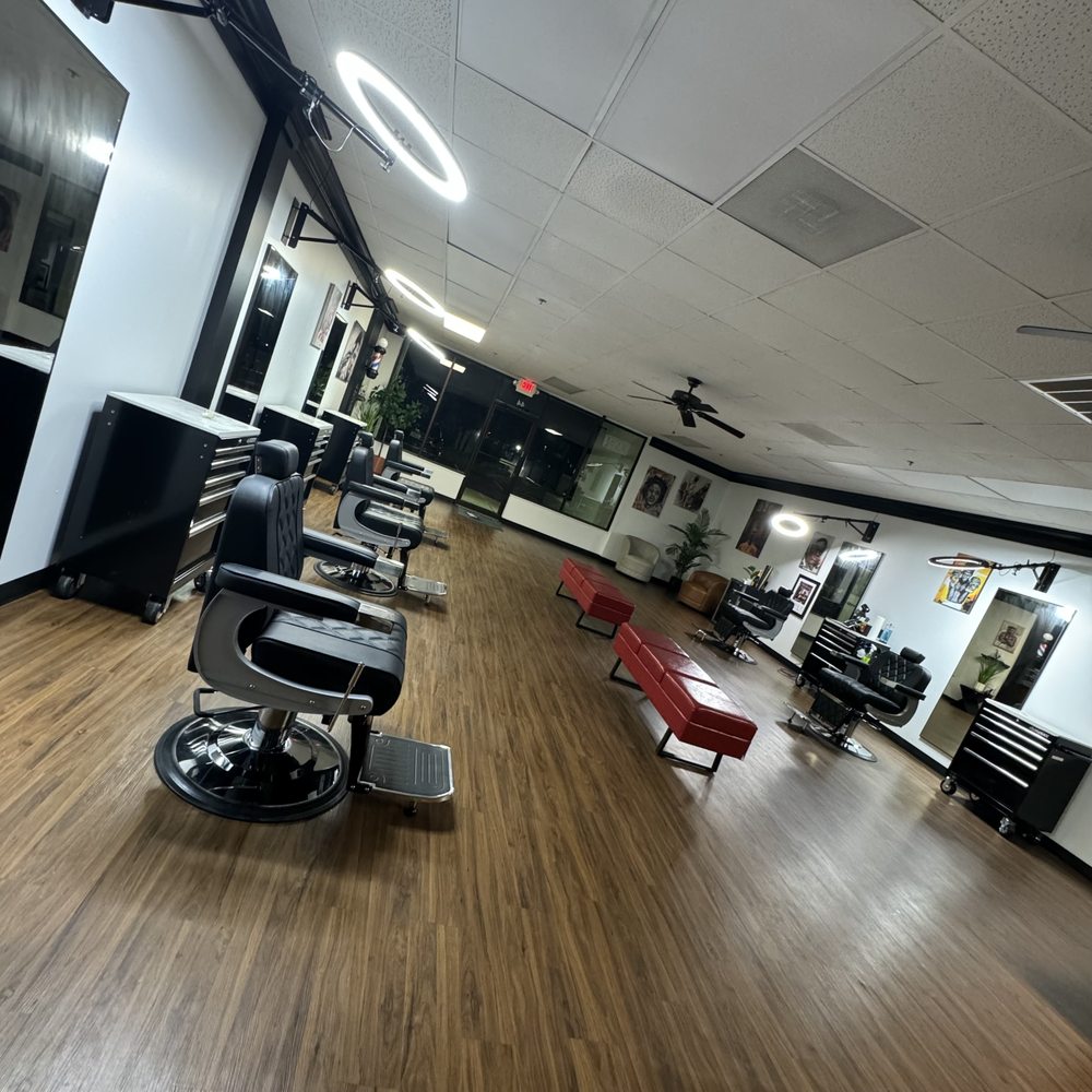 STUDIO 286 Updated May 2024 11 Photos 440 Ernest Barrett Pkwy, Kennesaw, Barbers
