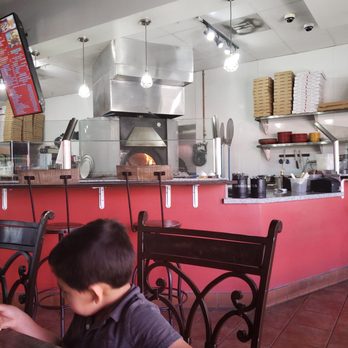 Custom Pie and Bar - Where the pizza is made. And my son Watling everything. - Pizza Near Me - Moorpark, California