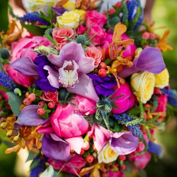 Brattle Square Florist - Beautiful bridal bouquet! - Florists Near Me - Cambridge, Massachusetts