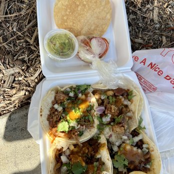 Mariscos El Sabroso - Food Trucks Near Me - Westchester, California Mariscos El Sabroso - Food Trucks Near Me - Westchester, California