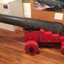 Maritime Museum of Tasmania - Cannon from the barque Wynyard, which was built in 1854. Destroyed in 1874 when her anchors failed and strong winds blew her onto a beach