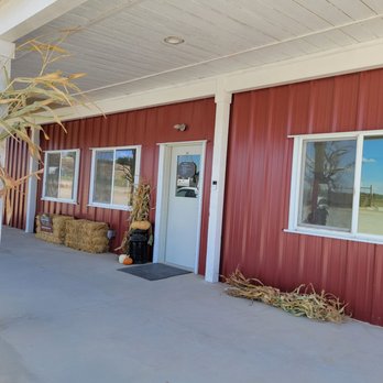 McIntyre Pastures Farm - the front of the building - Farmers Market Near Me - Caldwell, Idaho McIntyre Pastures Farm - the front of the building - Farmers Market Near Me - Caldwell, Idaho