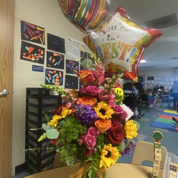 Love's Flowers - Florists Near Me - Los Angeles, California