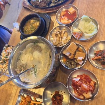 Jagalchi - Dumpling soup and banchan - Korean Near Me - Gardena, California