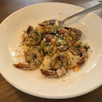 Clementine - Shrimp and cauliflower polenta - Mediterranean Near Me - Yountville, California