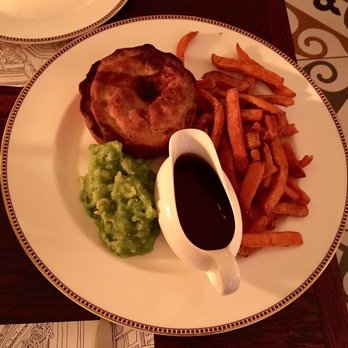 The Trading House - Steak and ale pie - Cocktail Bars Near Me - London, XGL The Trading House - Steak and ale pie - Cocktail Bars Near Me - London, XGL
