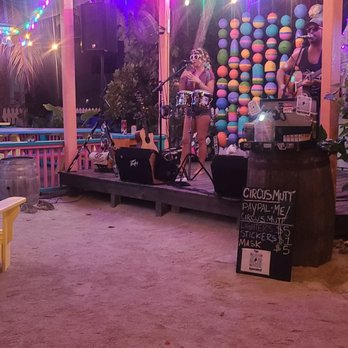 Florida Keys Brewing - Great music - Breweries Near Me - Islamorada, Florida