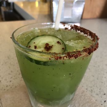 Hugo's Invitados - Seafood Near Me - Irving, Texas