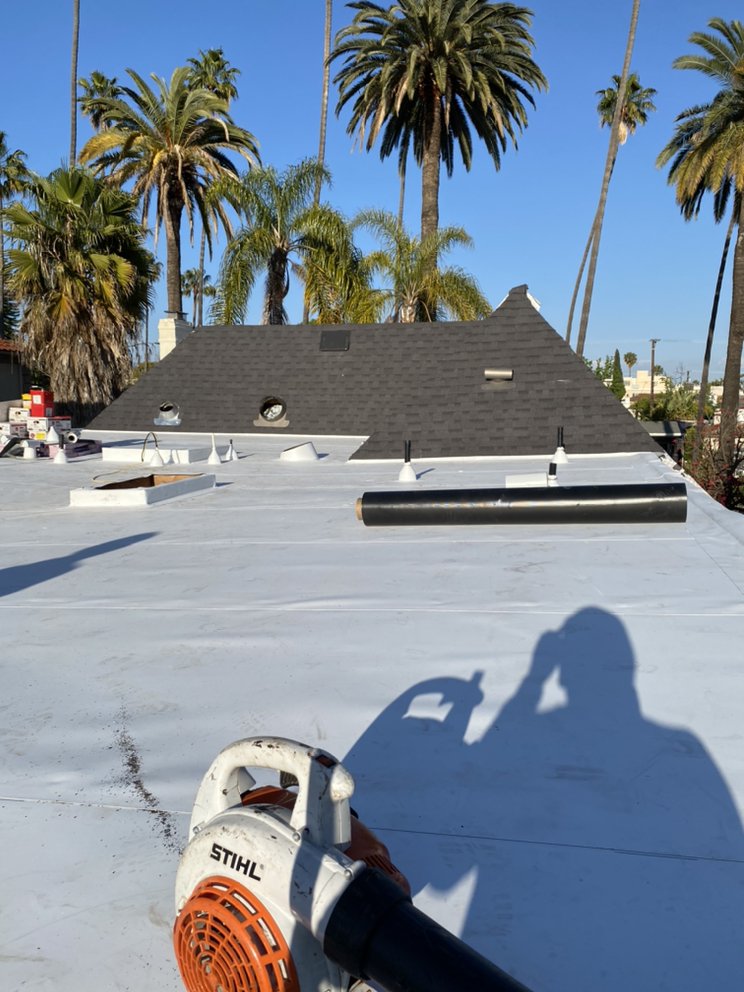 Slide of Daniel’S Roofing