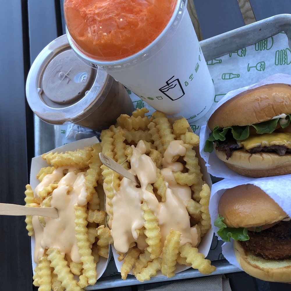 Shake Shack Long Beach - We ordered a creamsicle float, chocolate shake, mushroom burger, and shack burger. The vegetarian mushroom burger was delicious!!!!! - Burgers Near Me - Long Beach, California