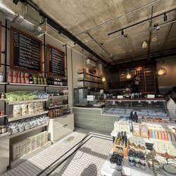 Alfie’s Sandwiches & Market - Store interior