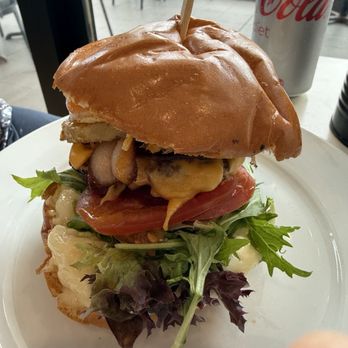 Moo Gourmet Burgers - Burger With The Lot - Burgers Near Me - Manly, NSW