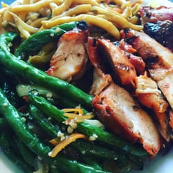 Ruby Thai  Kitchen - Honey-glazed chicken with noodles and green beans
