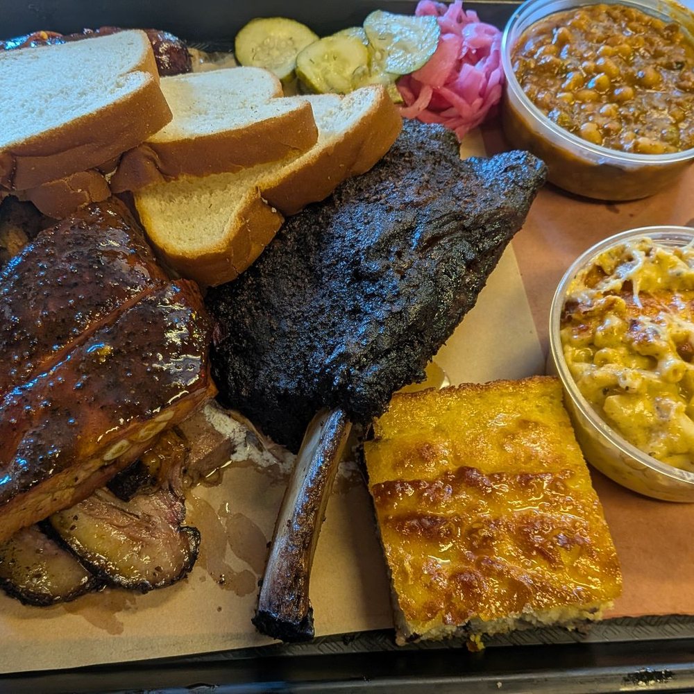 Belly Barbecue - Beef rib, pork ribs, brisket, turkey, blueberry cornbread, beans, Mac and bread. - Barbeque Near Me - Folsom, California