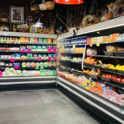 Mike's Country Store - Refrigerated stuff