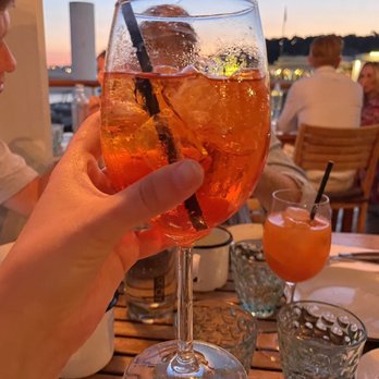 Le Plongeoir - Aperol spritz - Mediterranean Near Me - Nice, 06