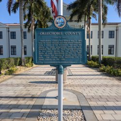 Okeechobee-County of - Okeechobee County Courthouse