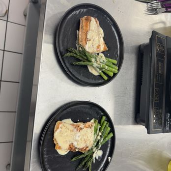 My French Recipe - Pan-Seared Wild Salmon and Asparagus with Champagne Beurre Blanc, - Cooking Classes Near Me - Plano, Texas