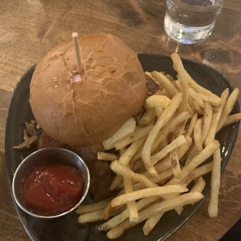 UPP Liquids - The Pub House Burger - Breweries Near Me - Bend, Oregon