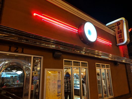 Phillips Avenue Diner by null