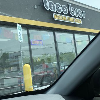 Taco Bros - Mexican Near Me - Farmington Hills, Michigan