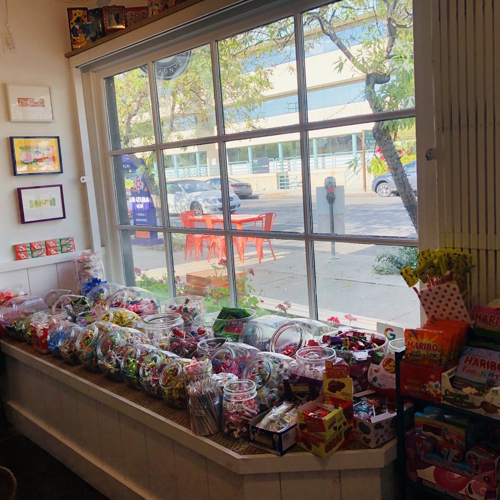 Cocoa & Candy - Chocolatiers & Shops Near Me - Studio City, California