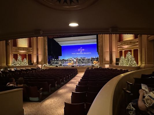 Hawaii Theatre by null