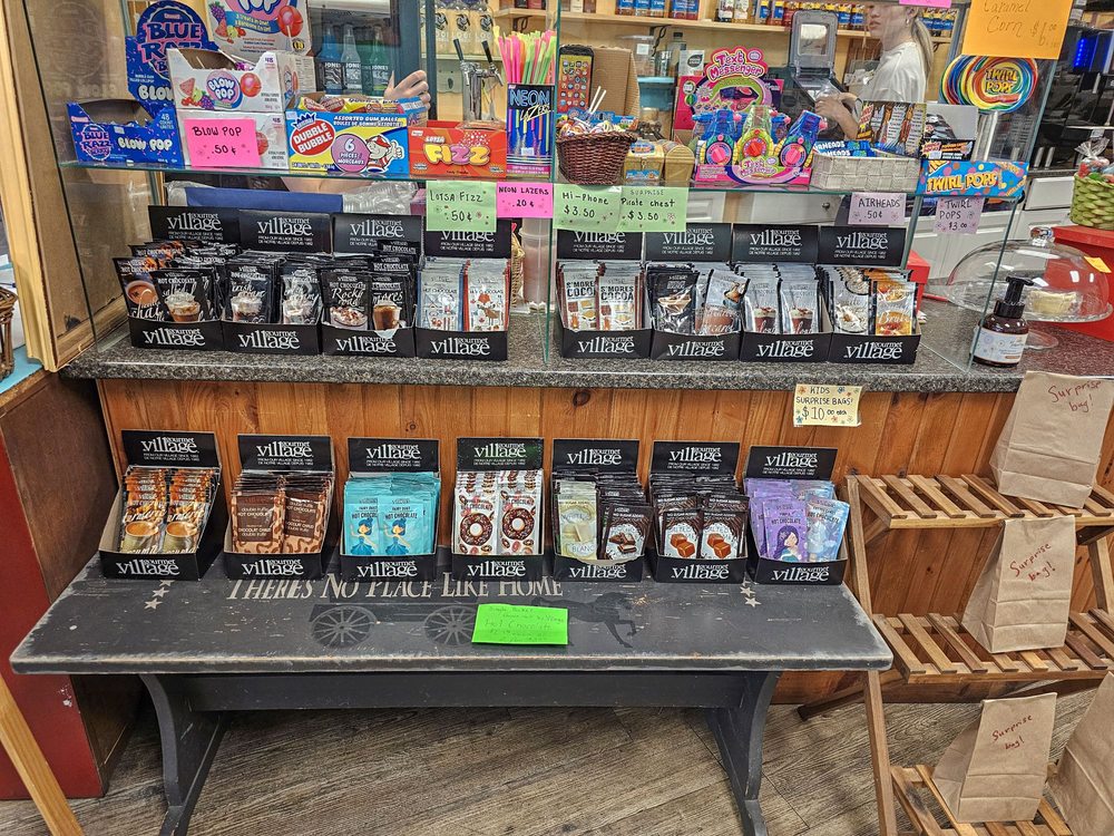 O'Mally Kourt Fudgery Logo