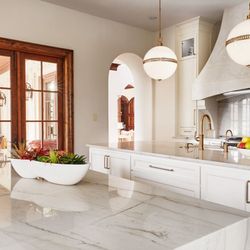 Choice Granite & Kitchen Cabinets - Kitchen slab in Quartzite