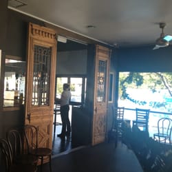 Il Locale - View of front of restaurant