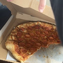 Klondike Pizzeria - Large pepperoni, this was the next day so give it some grace!